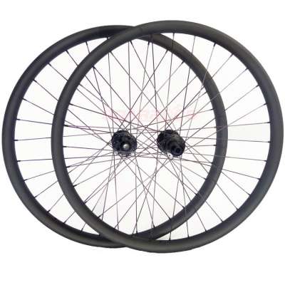 26 inch 35mm Width 25mm Depth  Carbon Wheelset Disc Brake 28 Hole  Carbon MTB Wheelset Tubeless Mountain Bike Wheelset